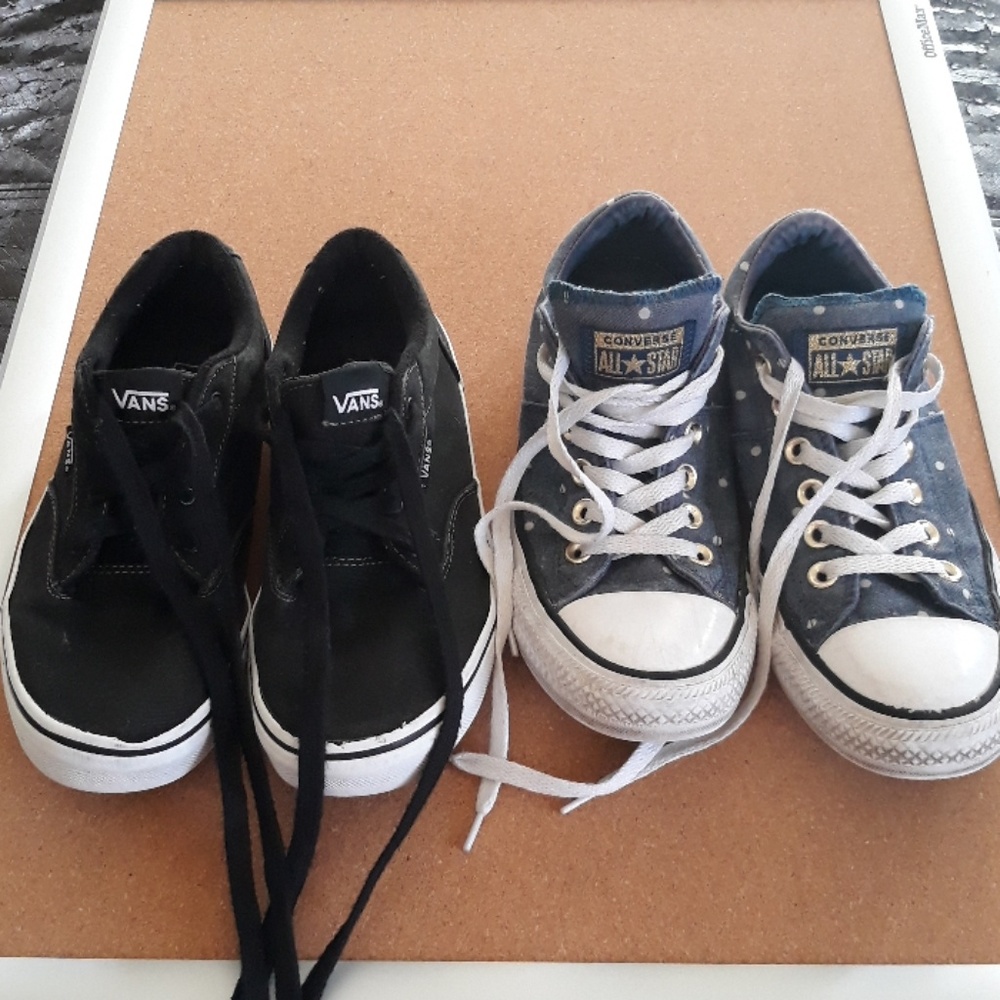 Vans size 6/Converse size 7/Womens